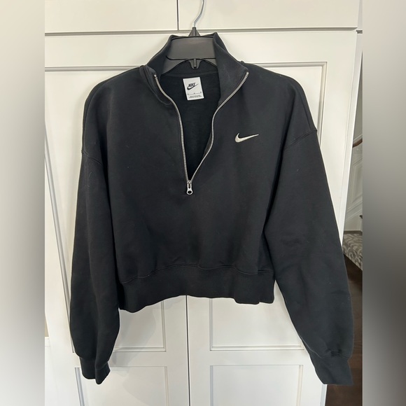 Nike NEW Sportswear Phoenix Fleese crop sweatshirt - Picture 2 of 8